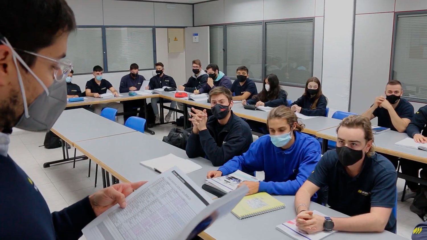 Estudiants al Centre Gr&agrave;cia